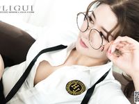 Foot Fetish Twin Flowers 8