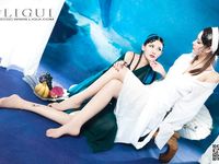 Foot Fetish Twin Flowers 67