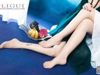 Foot Fetish Twin Flowers 67