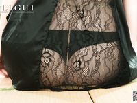 pretty lady dirty feet 183