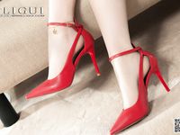 pretty lady dirty feet 186