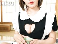 pretty lady dirty feet 190