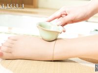 pretty lady dirty feet 190