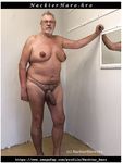 NackterHaro - Nackt den Schwanz gezeigt