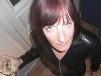 LederladyT LLT Ledersuit face