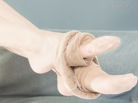 pretty lady dirty feet 230