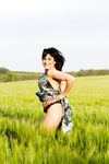 Vanessa  30