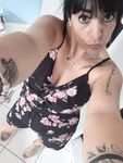 Vanessa  61
