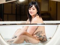 Vanessa  70
