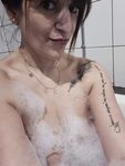 Vanessa  72
