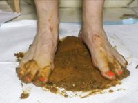 scat feet