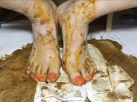 scat feet