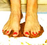 scat feet