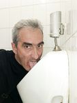 The loser realtor Oleg Yakub fagot urinal licker.