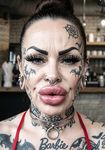Fake bimbo