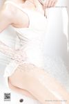 pretty lady dirty feet 252