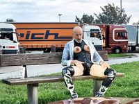 Plastikschlampe Volker öffentlich pervers