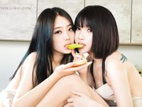 Foot Fetish Twin Flowers 96