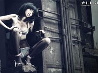 pretty lady dirty feet 2