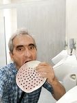 The realtor loser Russian faggot licking urinals.