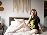Amature brunette