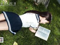 pretty lady dirty feet 46