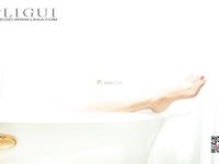 pretty lady dirty feet 50