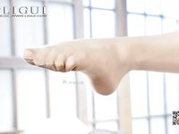 pretty lady dirty feet 53