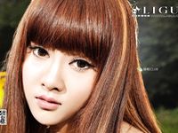 pretty lady dirty feet 60