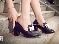 pretty lady dirty feet 61