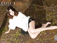 pretty lady dirty feet 62