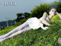 pretty lady dirty feet 67