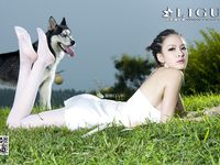 pretty lady dirty feet 67