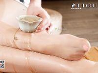 pretty lady dirty feet 69