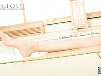 pretty lady dirty feet 122