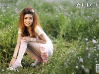 pretty lady dirty feet 133