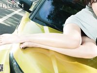 pretty lady dirty feet 161