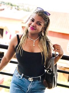 Vivih ( viviane )  grosse chienne Malgach