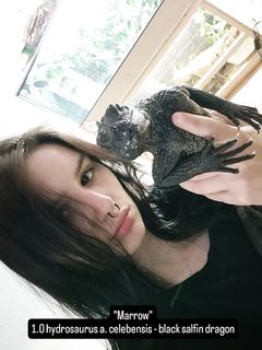 Sexy Leonie Snake Lady