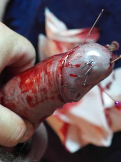 different Needles in Cock Cockhead (censored)