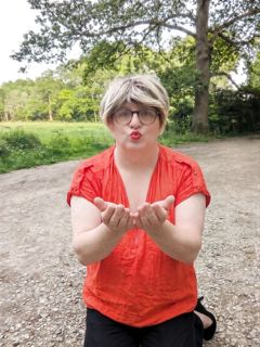 Peggytrav french slut face exposed