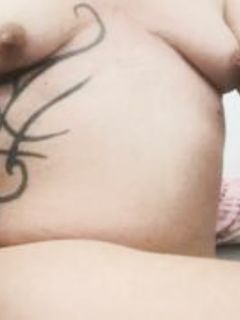 Ein Teil meiner Tattoos und Piercings