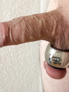 Ball stretching