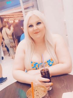 The Fat Ass Fuckpig AmberSwine Holiday Tit FLashing