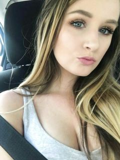 I love  her body  4