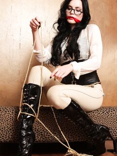 bondage sweetheart 9-2