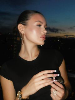 Julia beauty