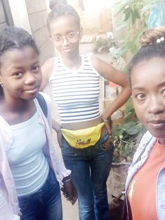 Sabien et ces filles  bonne pute gasy