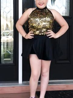 Cruel Teen mistress to obey