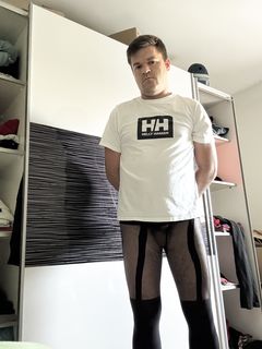 EXPOSED SISSY-FAGGOT ROK